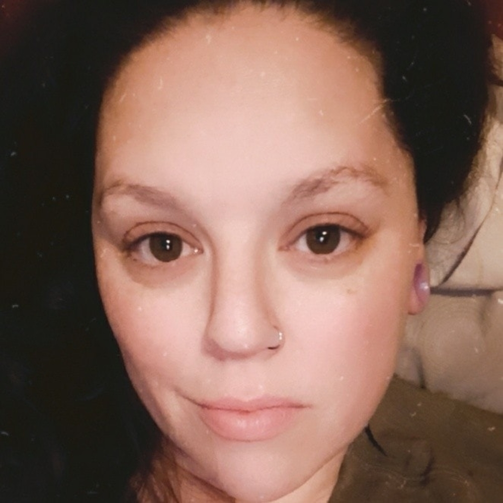 Meet your Posher, Holly